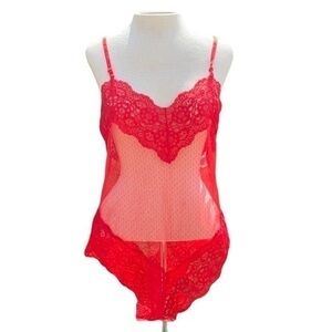 Body Chic bodysuit lace/sheer red size medium